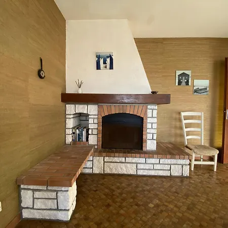 Holiday home Maison Face La Chaume